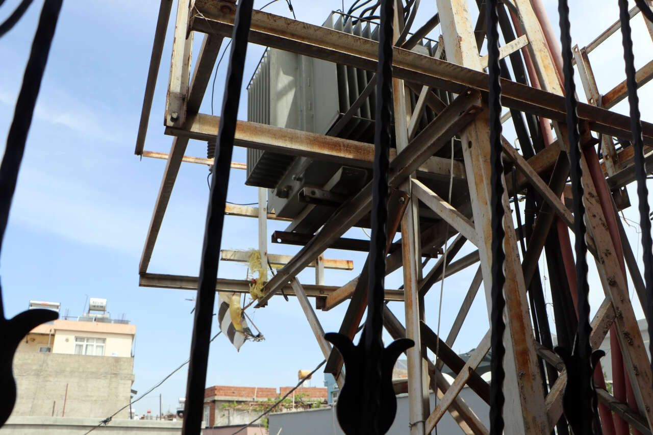 Uçurtma uçuran çocuk ölümden döndü 4